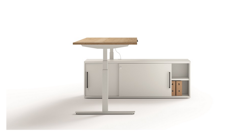 como ajustar la altura de la mesa de oficina