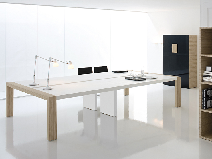 mesa de reuniones kyo