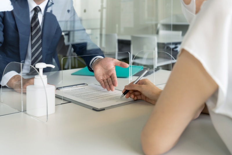 Mamparas de Oficina que Transforman Espacios