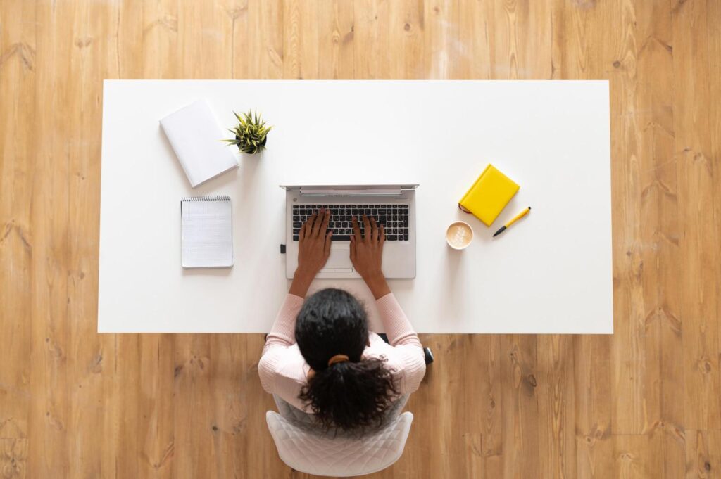 Cómo organizar un despacho: 10 consejos prácticos para organizar tu despacho de forma eficiente